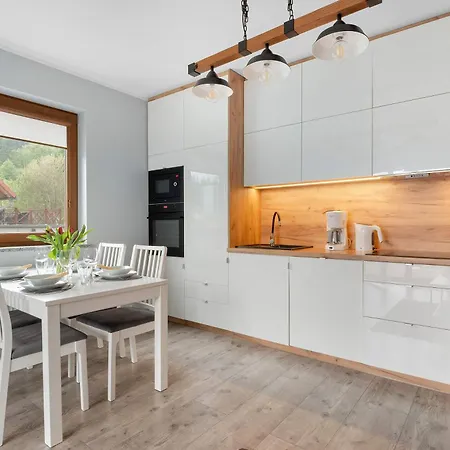 Cozy With Parking And Balcony By Renters Szklarska Poręba